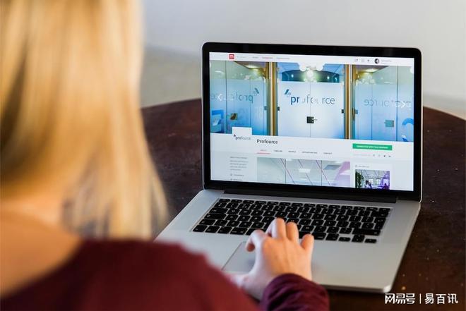 网页设计的艺术与科学：打造用户友好的网站体验与视觉吸引力(图1)