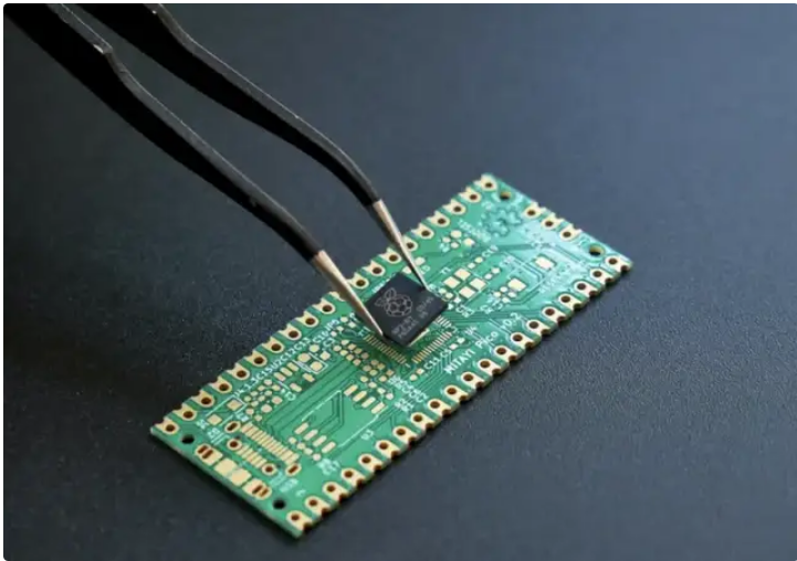 一、赖清德：建立人工智能芯片“民主供应链”(图1)