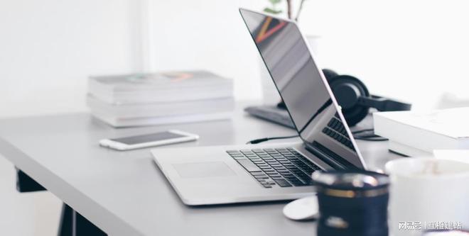 网站设计中的创意灵感来源：寻找独特设计元素(图1)