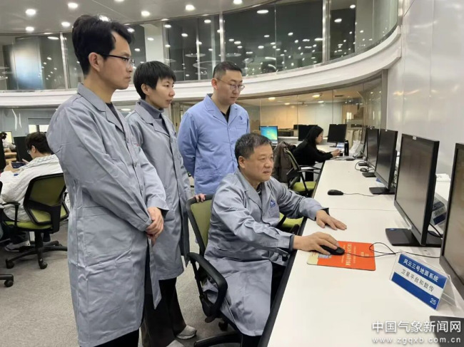 特别策划丨2025·时光之镜照见来路(图1)