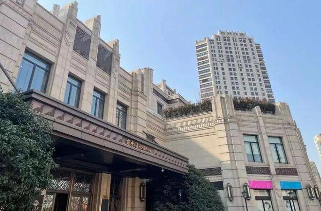 星空体育网址:露香园别墅售楼处电话(露香园别墅)网站-营销中心欢迎您-楼盘详情最新价格-户型图-容积率-202636售楼处(图7)