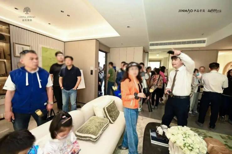 星空体育网站：华发海上都荟售楼处电线松江华发海上都荟售楼中心电话楼盘百科首页网站楼盘百科首页24小时热线电话(图8)