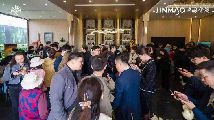星空体育网站：华发海上都荟售楼处电线松江华发海上都荟售楼中心电话楼盘百科首页网站楼盘百科首页24小时热线电话(图10)